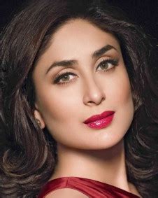 करीना कपूर (Kareena Kapoor): उम्र, मूवी, फोटो, जीवनी, तस्वीरें,。